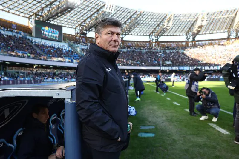 Mazzarri "leggendario" guardando l'orologio...