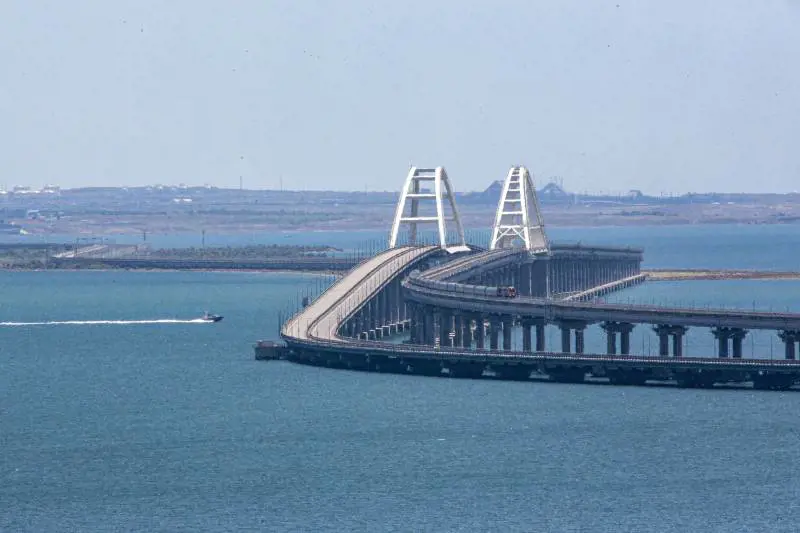 "Sistemi inefficaci". Condannato l'ufficale russo a capo della difesa del ponte in Crimea