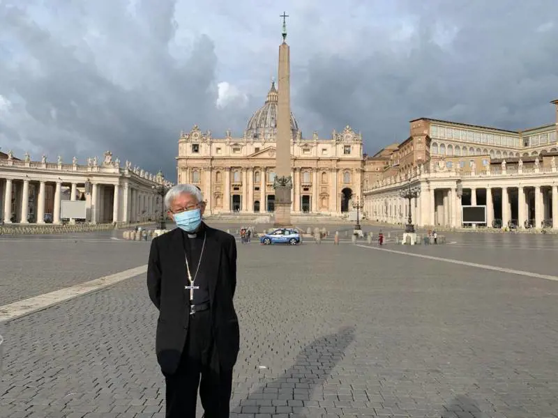 Il cardinale Zen stronca le benedizioni gay ed evoca le dimissioni di "Tucho" Fernández
