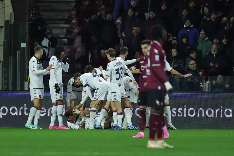 Retegui colpito dai tifosi della Salernitana: ecco cosa è successo