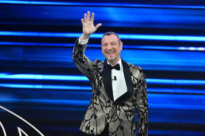 I trattori irrompono al Festival di Sanremo