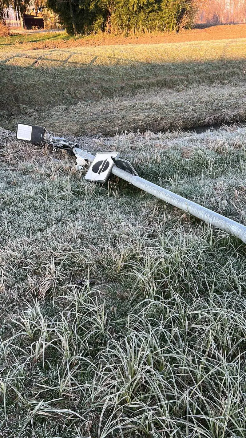 "Sto arrivando". Fleximan ha colpito ancora: abbattuto il 13° autovelox