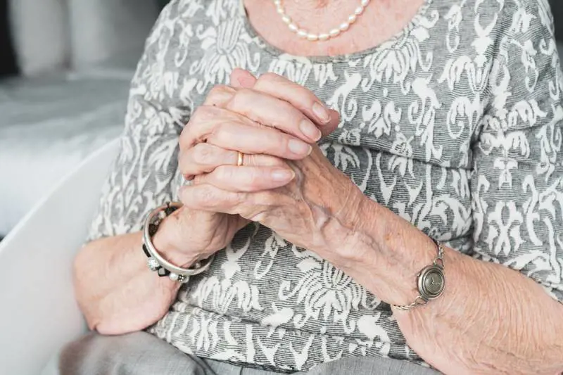 Attenti alla pressione: l'ipertensione aumenta il rischio di Alzheimer del 42%