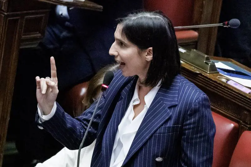 È fatta: Schlein s'è cestinata, Sinner non vada a Sanremo e Mattarella: quindi, oggi...