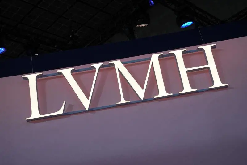 I dazi azzoppano il lusso. Su Lvmh l'impatto più duro