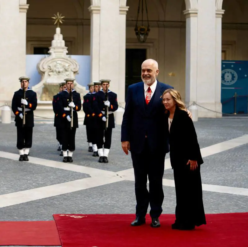 Patto Albania-Italia, Tirana approva l'accordo sui migranti