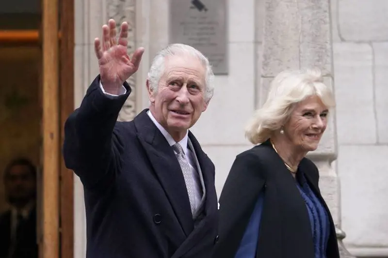 Le dimissioni dalla London Clinic dopo l'intervento alla prostata: Re Carlo torna a casa