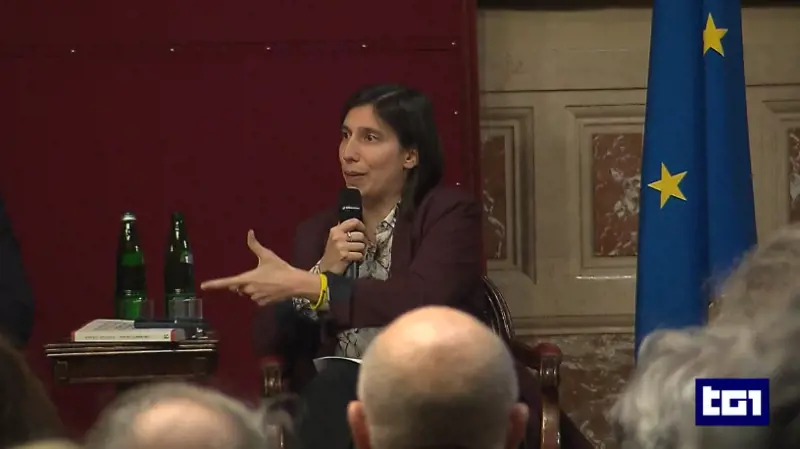 Per Repubblica la Rai "oscura". la leader dem. Ma è una bufala: "Elly è sul Tg1 più di tutti"