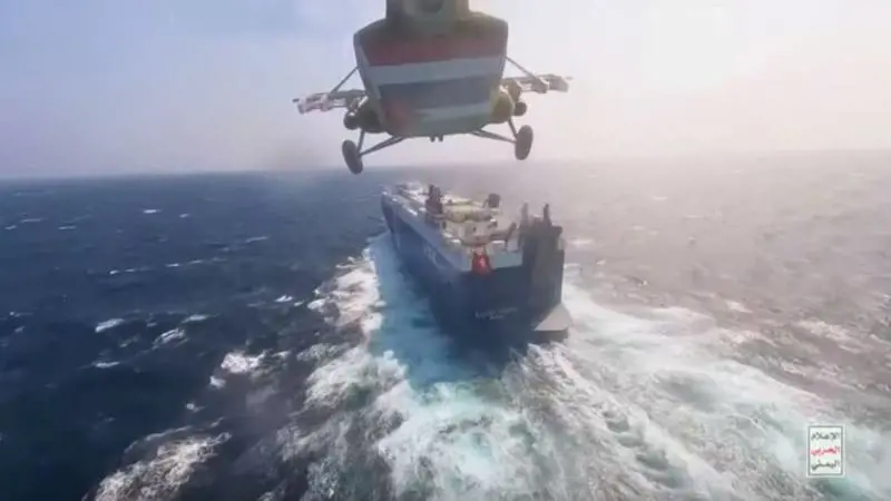 Caos Mar Rosso. Minaccia Houthi: "Le navi italiane sono a rischio"