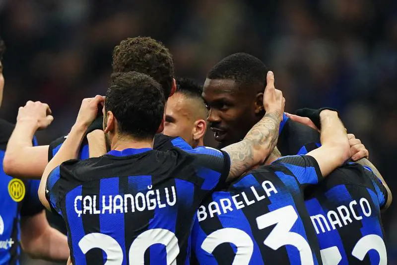 L'Inter stende la Juventus e vola in testa, l'autogol di Gatti vale il +4 su Allegri