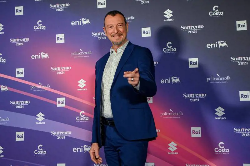 "I trattori? Forse il 9 febbraio". Amadeus conferma la disponibilità di ospitare la protesta a Sanremo