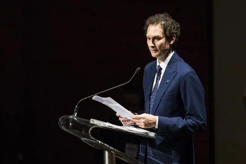 I giornali di famiglia coprono l’editore Elkann. Già finita l’indignazione contro gli evasori