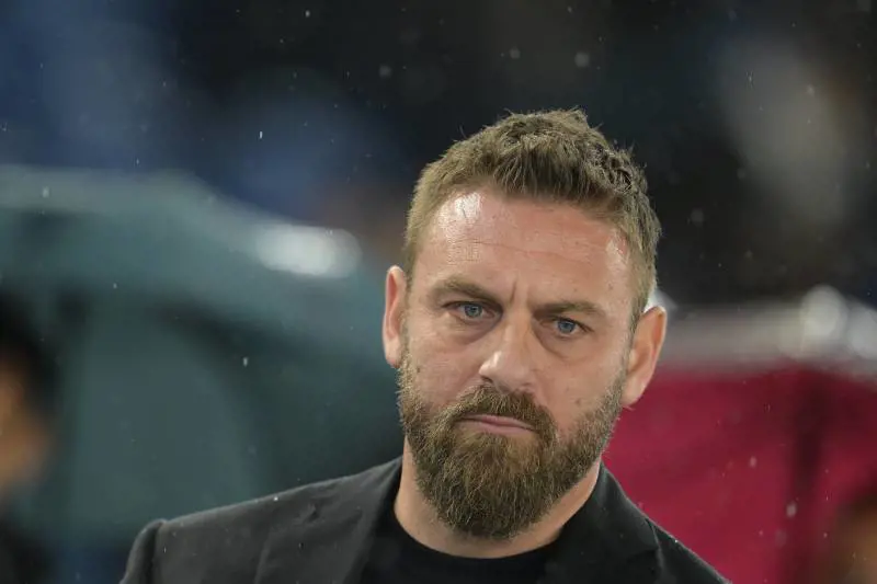 Lazio ko e muta contro l'arbitro. Tris della Roma "rasserenata"