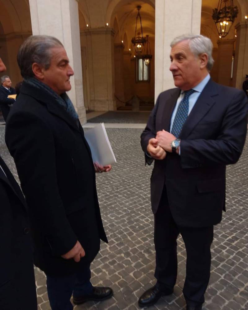 Incocciati e Tajani