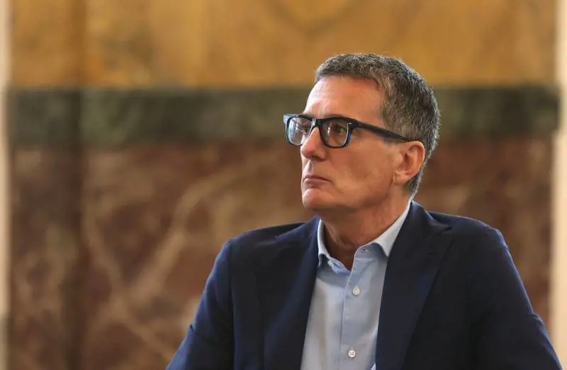 Essilux in accelerazione, avanza anche l'Oriente