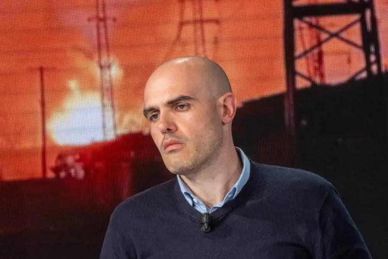 "Contesa Starmer-Macron. Ma nessuno invierà i propri soldati al fronte"