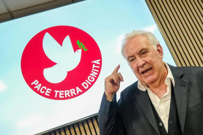 Santoro senza firme rischia lo stop ai box. E Lucano tradisce i dem