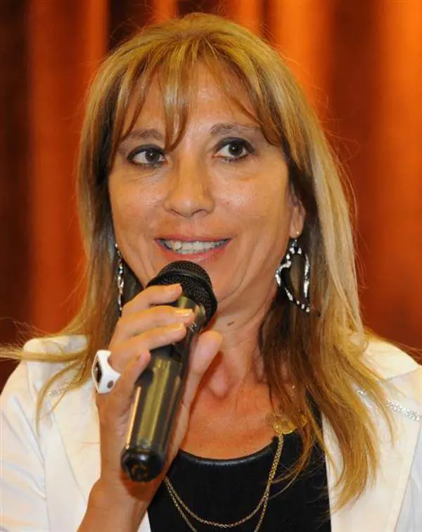 Telefoni e droga in carcere: presa direttrice