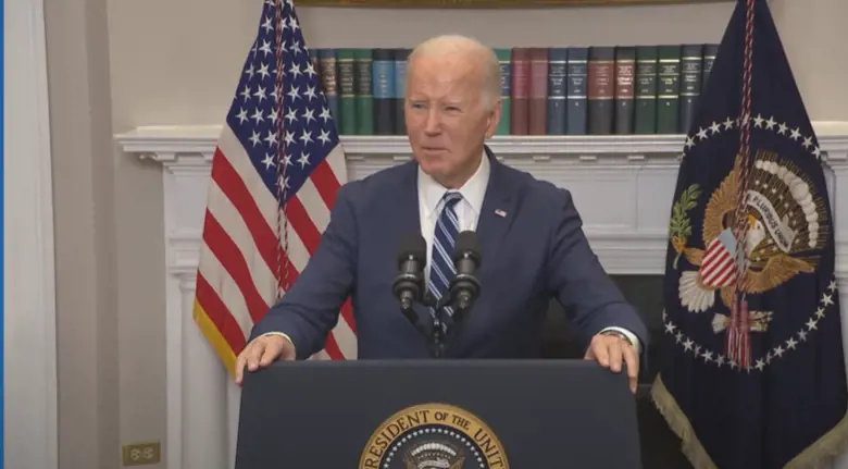 "Era la voce della verità". Biden commenta la morte di Navalny