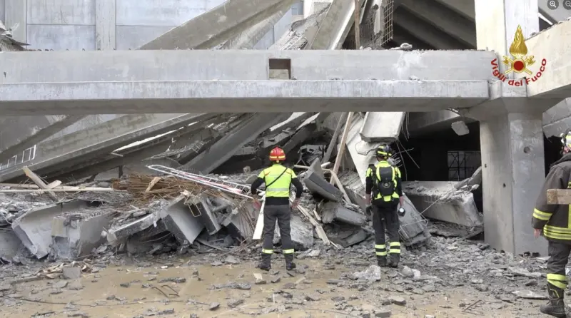 "Sono un miracolato...". Parla l'operaio sopravvissuto a Firenze