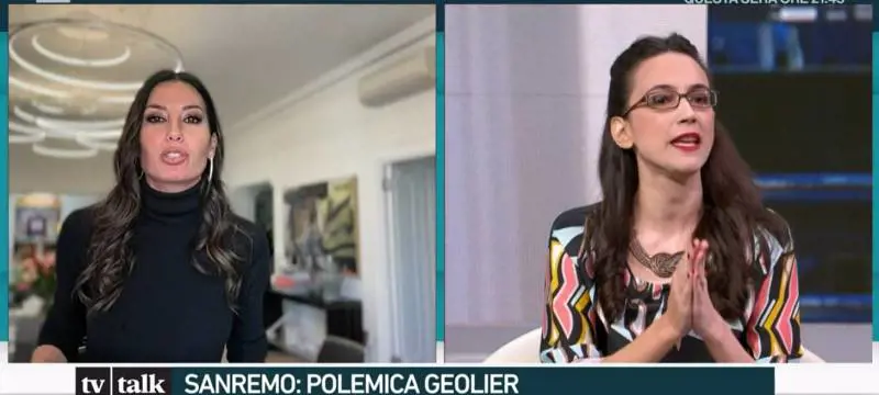 "Non ti promuovo", "Non sei obiettiva". Rissa in tv tra Elisabetta Gregoraci e la giornalista