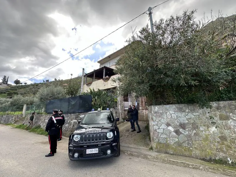 Altavilla, phon rovente in bocca e l'attizzatoio incandescente: così hanno ammazzato Emmanuel