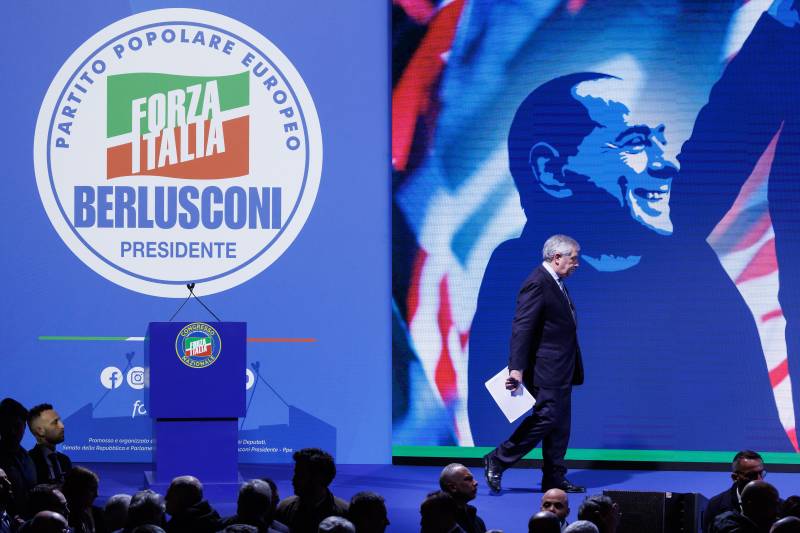 Primo congresso di Fi senza Silvio. L'obiettivo è il 10 % alle Europee