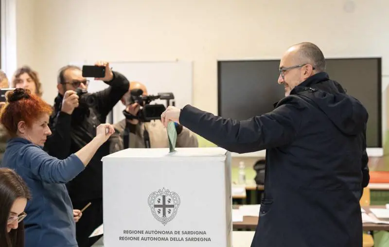 Sardegna al voto, la partita è aperta