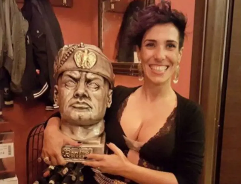 Dalla foto col Duce al pieno di preferenze: chi è la grillina più votata in Sardegna