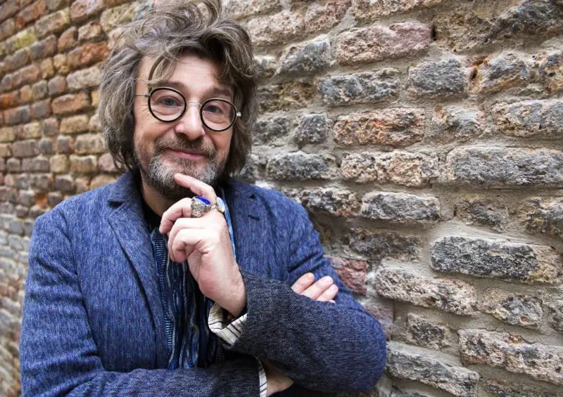 "Il consumismo ci cannibalizza»"