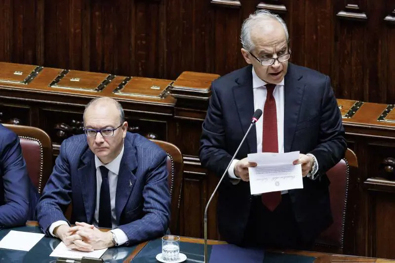 Piantedosi: "Niente processi sommari alle forze di polizia"