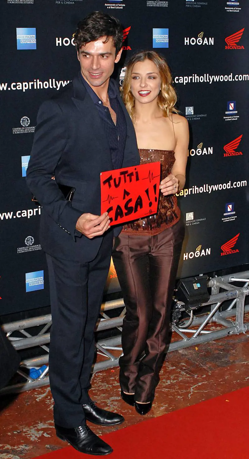 Luca Argentero e Myriam Catania all’anteprima del film La donna della mia vita (2010)
