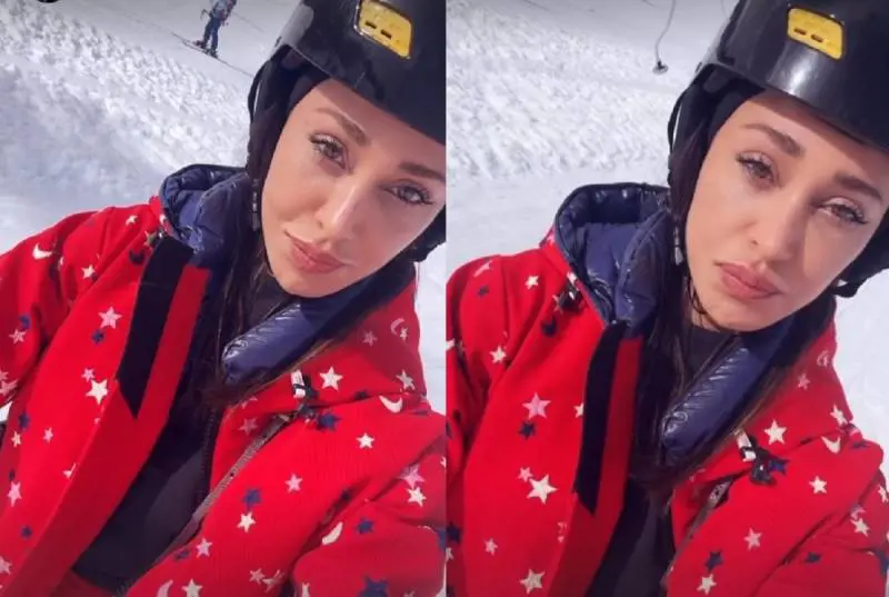 La prima volta di Belen sugli sci: "Disagio totale voglio tornare a casa...."
