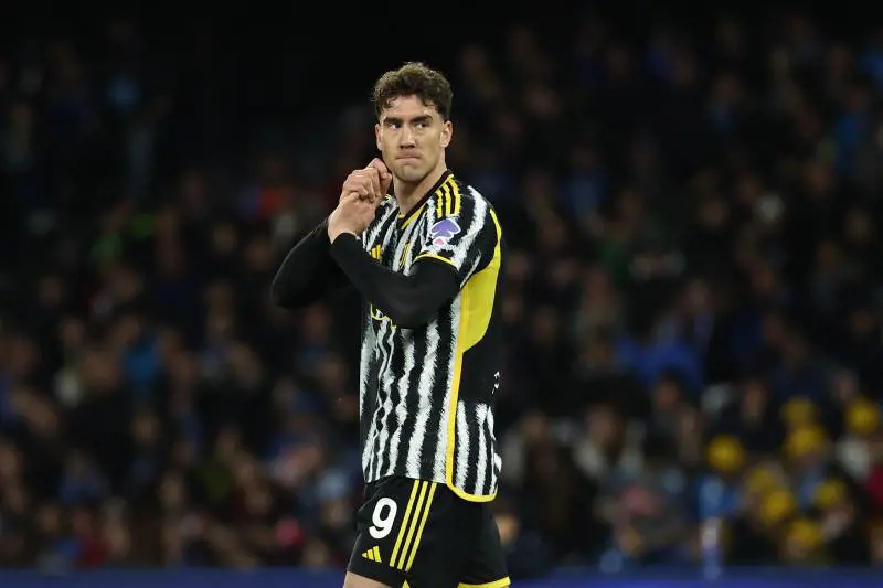 Juventus, ecco quanto è costata a Vlahovic l'espulsione contro il Genoa
