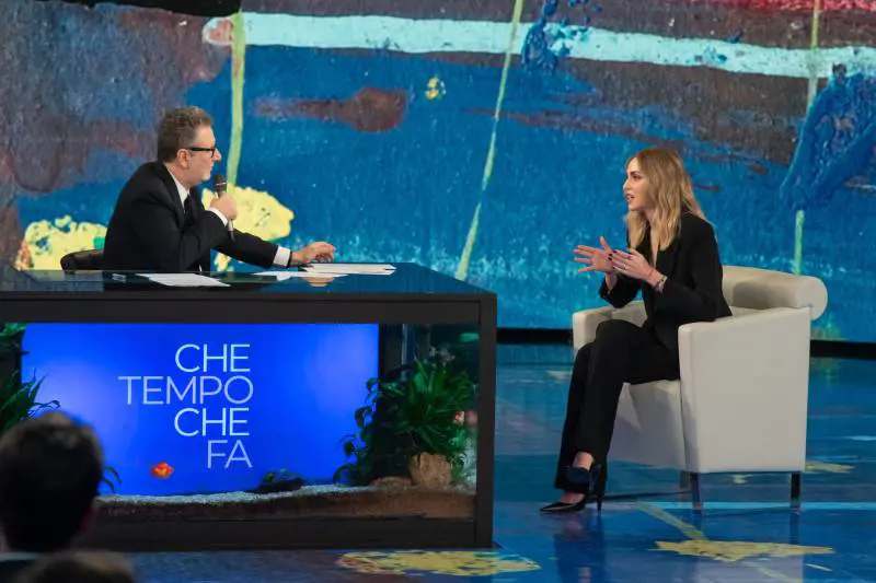 "Fraintendimento e buona fede? Dolo e falsi". Valanga di critiche per Ferragni dopo Fazio