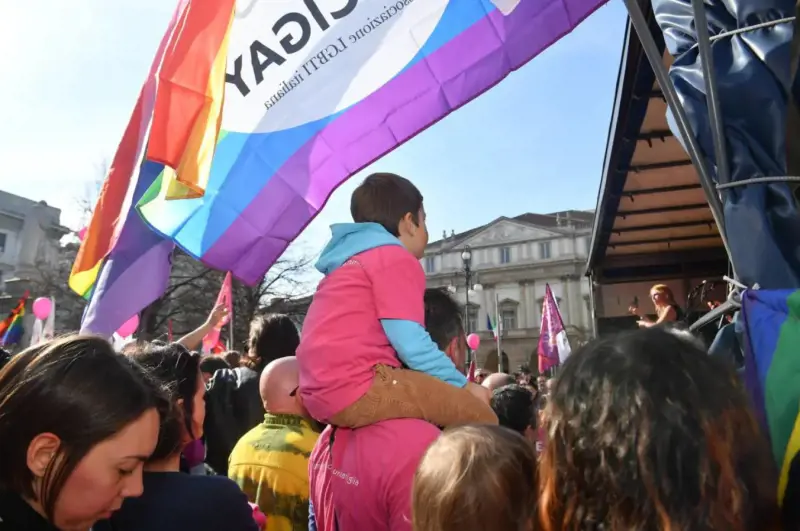 "Due mamme non si cancellano". Il tribunale fa esultare la sinistra