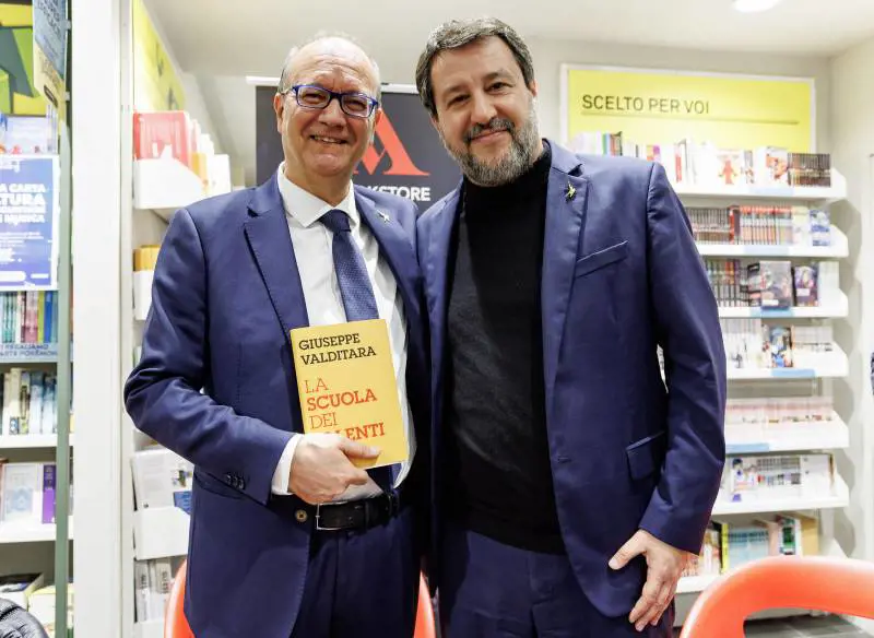 La sinistra ora imbavaglia pure i libri