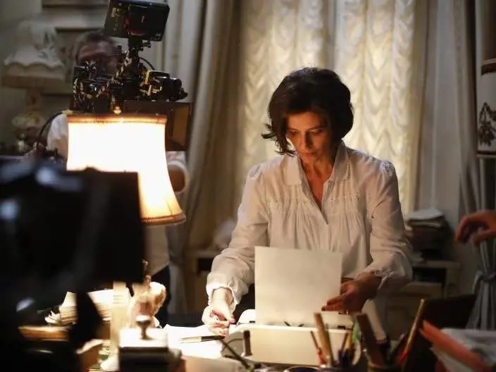 Laura Morante è Alda Merini: "Parlava ascoltando le sue voci"