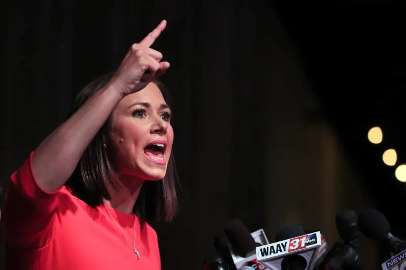 "Il suo è un incubo americano": la lezione della giovane senatrice a Joe Biden
