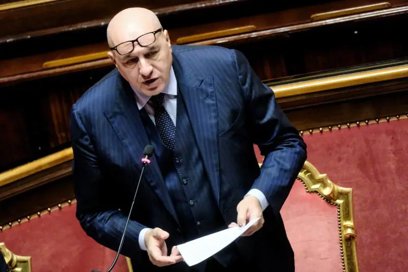 Dossieraggio, Crosetto: "C'è il rischio che non ci siano approfondimenti"