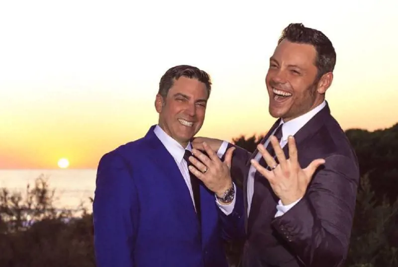 "È finita. Preferisco dirvelo io...". L'annuncio di Tiziano Ferro