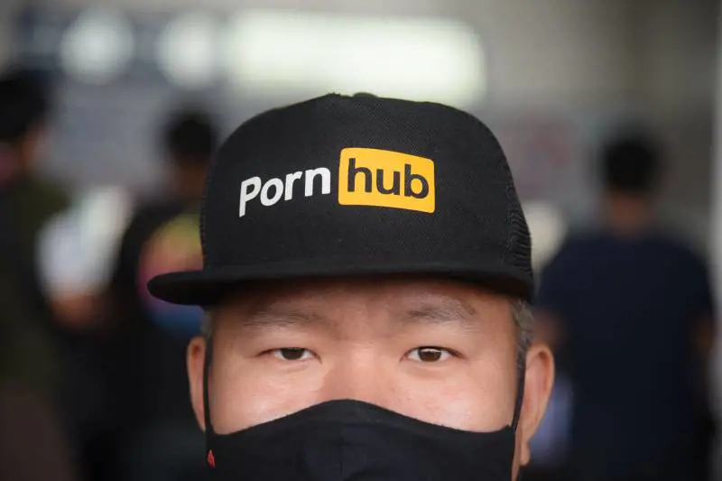 Verifica dell'età per vedere i porno: e Pornhub abbandona il Texas