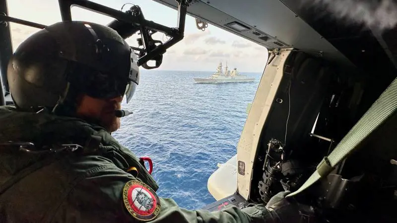 A bordo del "Caio Duilio". Già scortati 20 mercantili bersaglio di missili e droni. "Fronteggiamo gli Houthi"