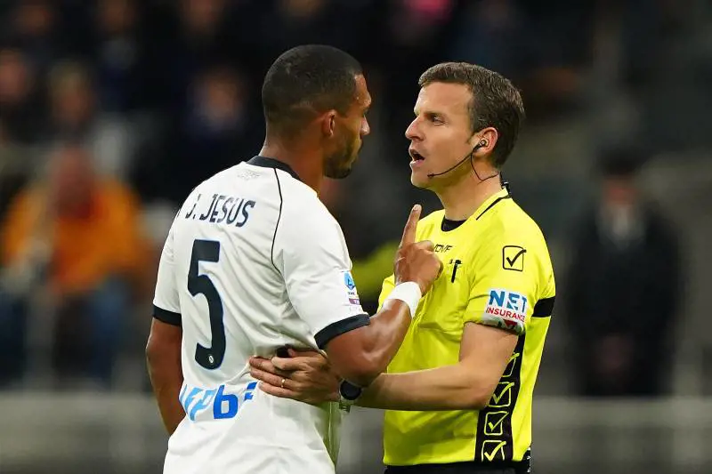 "Faccio fatica a capire". L'amarezza di Juan Jesus dopo l'assoluzione di Acerbi