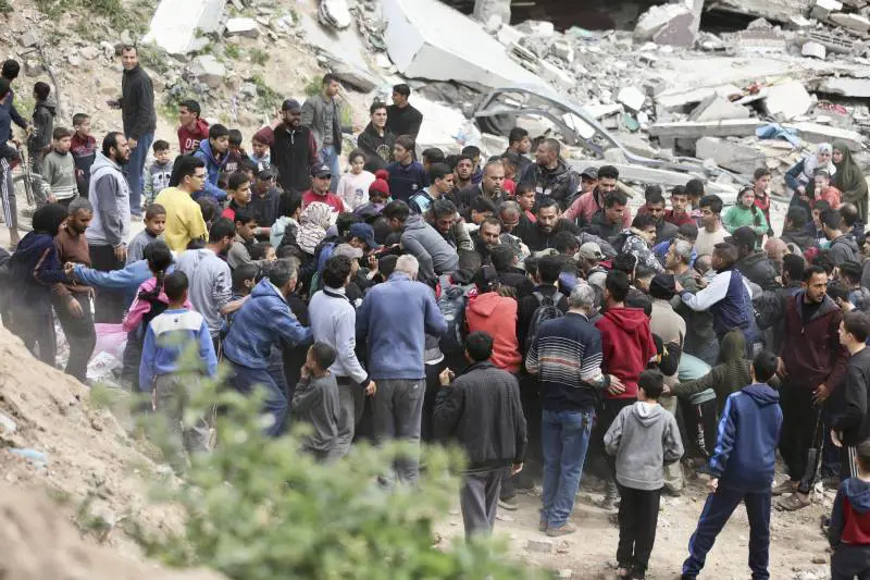 Biden chiama Netanyahu (dopo un mese). "Un errore l'offensiva a Rafah. Ora più aiuti"