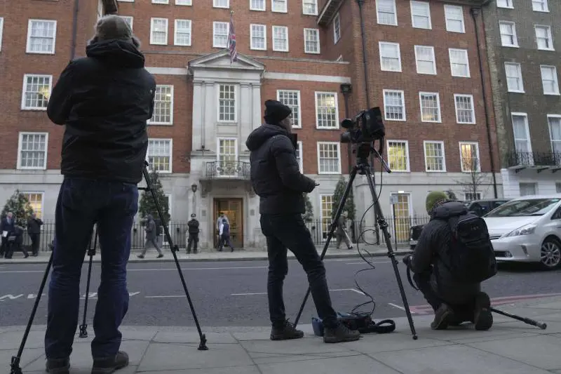 Londra, sospesi tre impiegati dopo il tentato accesso alla cartella clinica di Kate