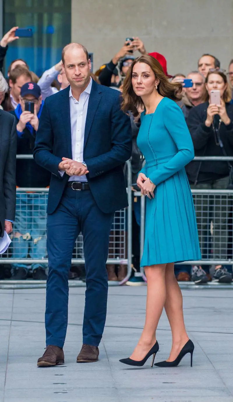 Paura al Castello di Windsor. Uomini a volto coperto nella tenuta dov'erano William, Kate e i bambini