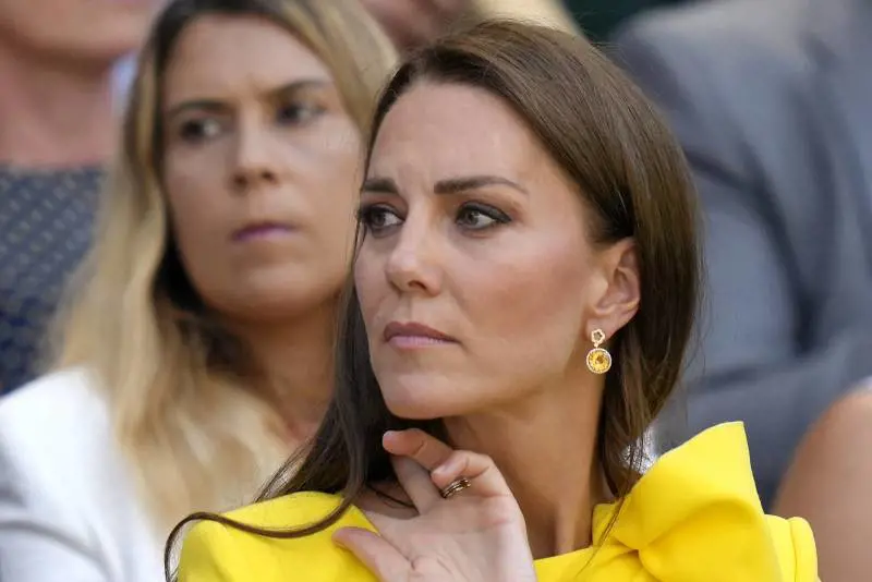 "Scaleremo anche questa montagna”. Il messaggio di James Middleton per Kate
