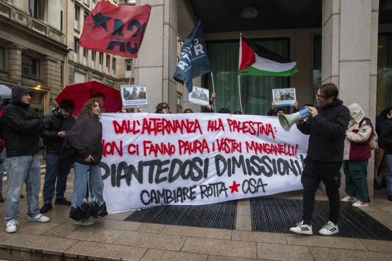 Il leninismo, gli Anni di Piombo e la Rete dei comunisti: chi c'è dietro "Cambiare Rotta"