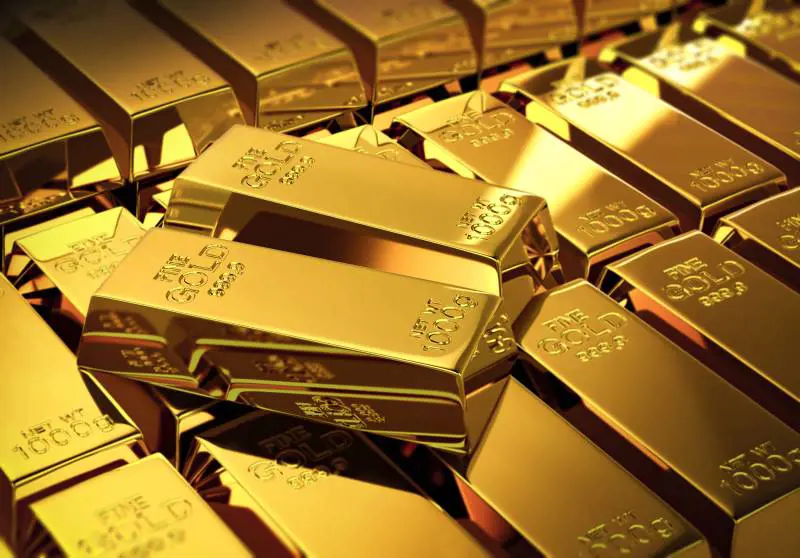 L'oro vicino al tetto di 2.300 in attesa del taglio della Fed
